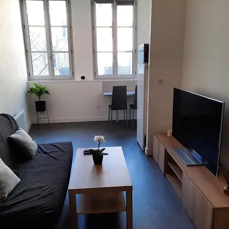 Grand T1 Au Calme - Dijon Centre Apartment Exterior photo
